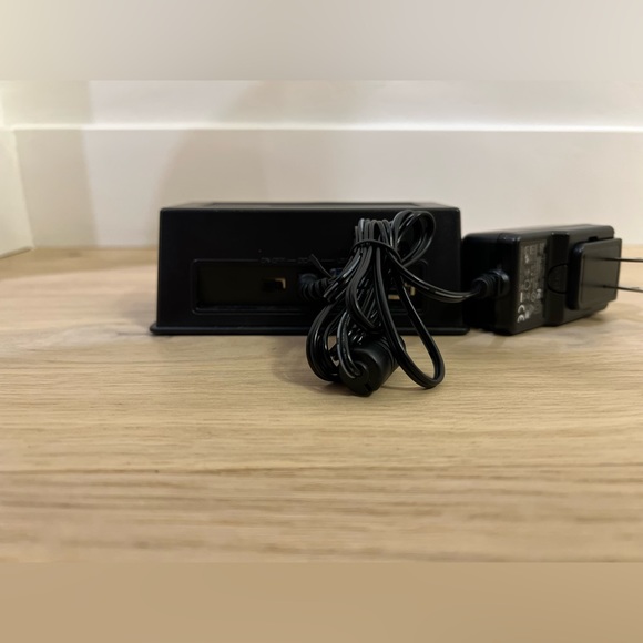 StarTech.com Single Bay USB 3.0 to SATA Hard Drive Docking Station, USB 3.0 - Picture 5 of 7